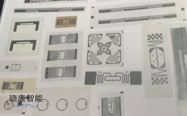 服裝RFID標簽解決方案